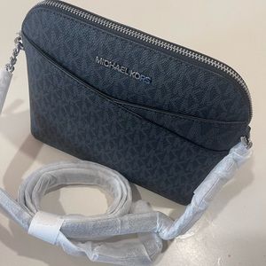 Micheal kors dome cross body bag. Brand new